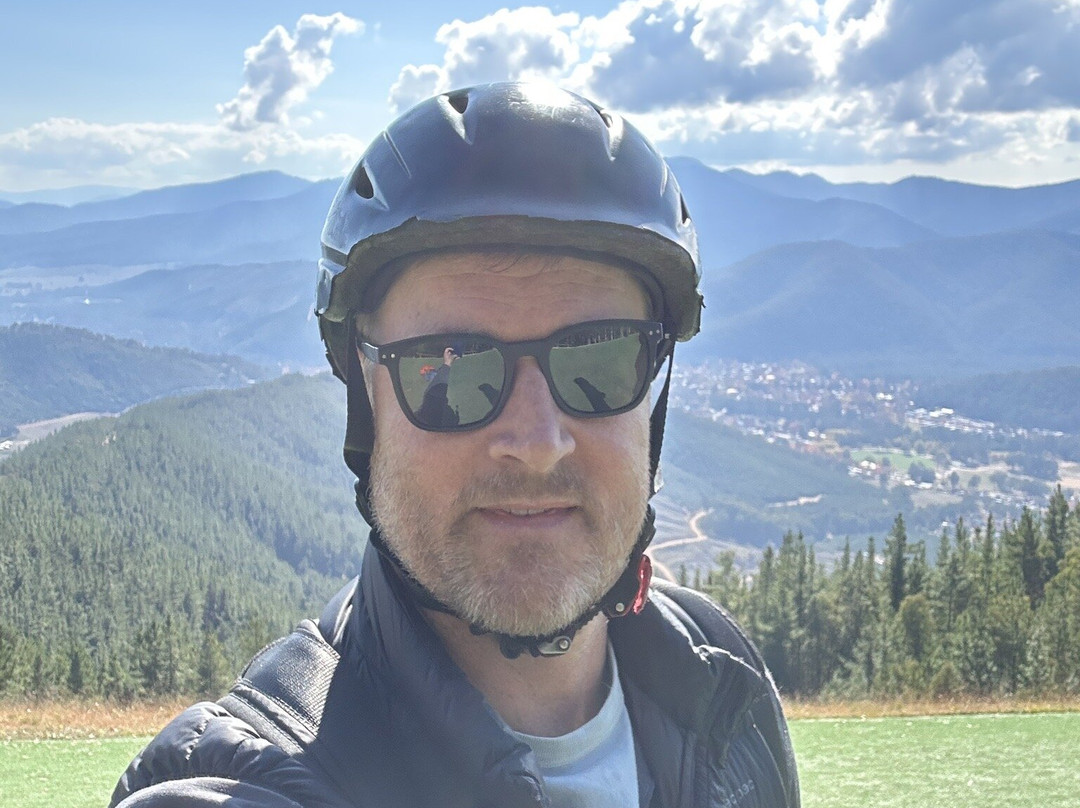 Active Flight Paragliding-布赖特必去景点