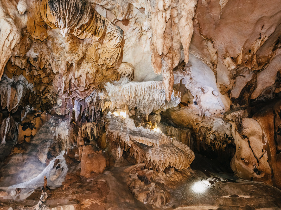 Pu Luong Surprising Cave景点图片