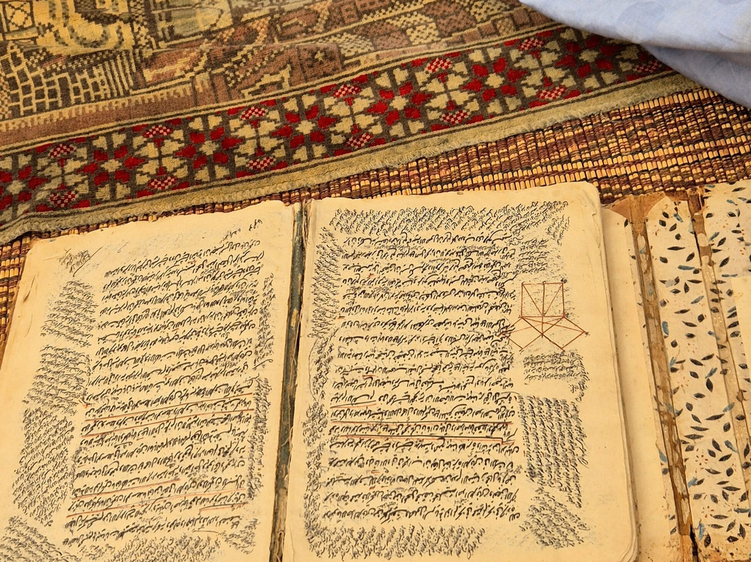 Bibliotheque Habott-Chinguetti必去景点