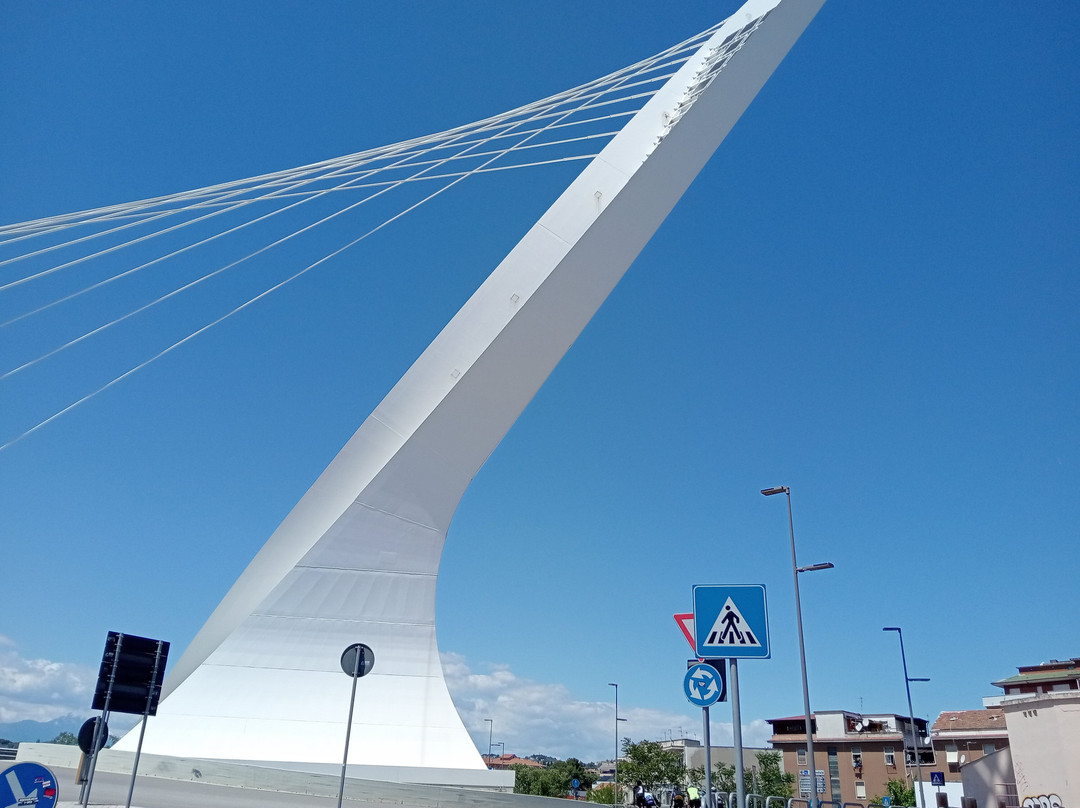 Ponte Flaiano景点图片