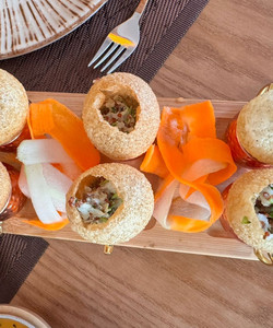 Naans & Curries - An Ethnic Indian Restaurant餐厅图片