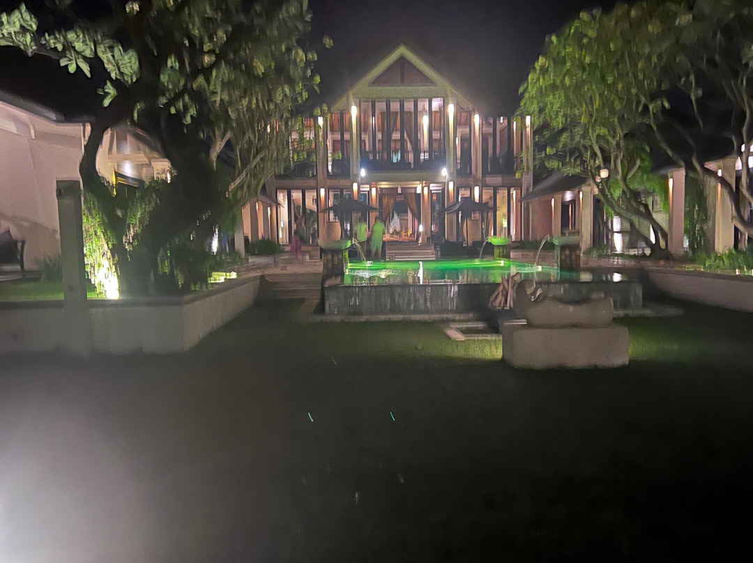 The Ylang Ylang主图