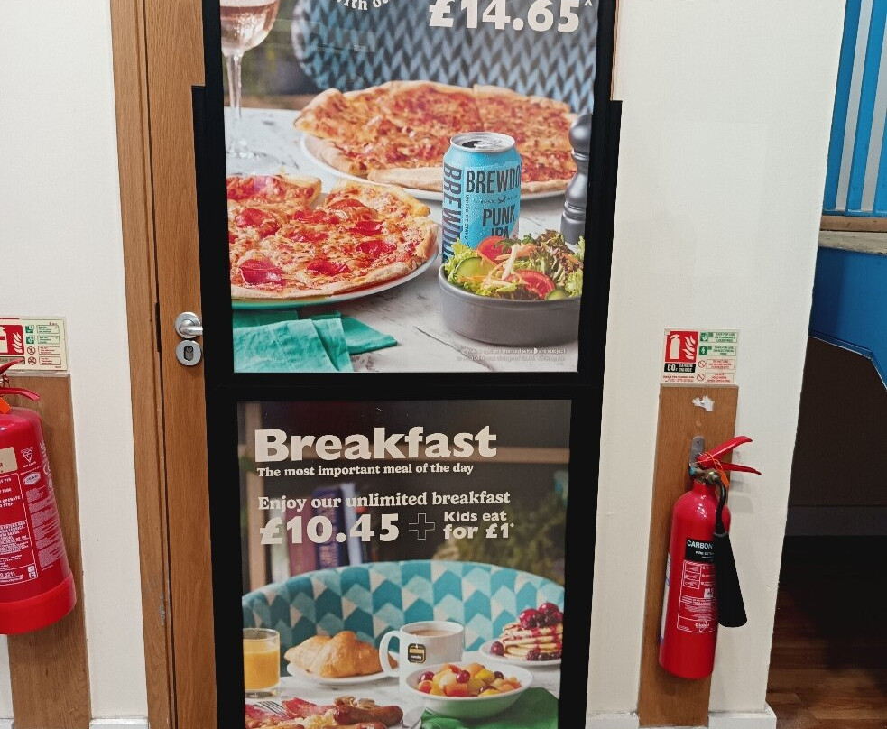 Travelodge Chelmsford Hotel主图