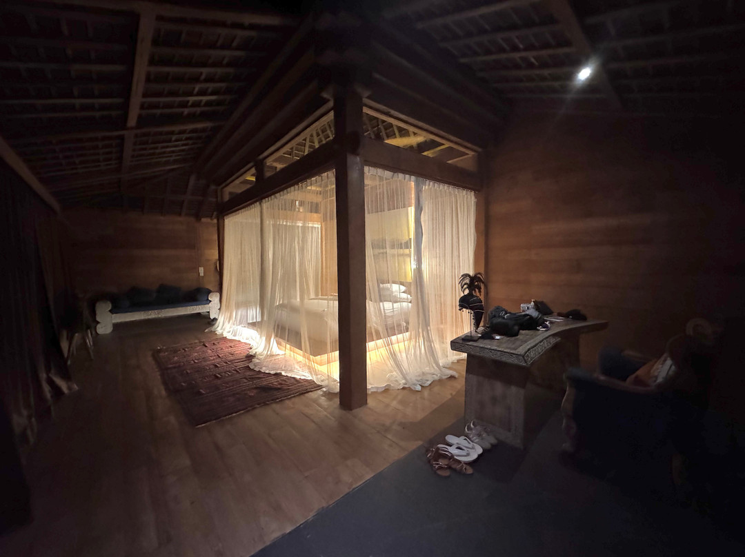 Blue Karma Village主图