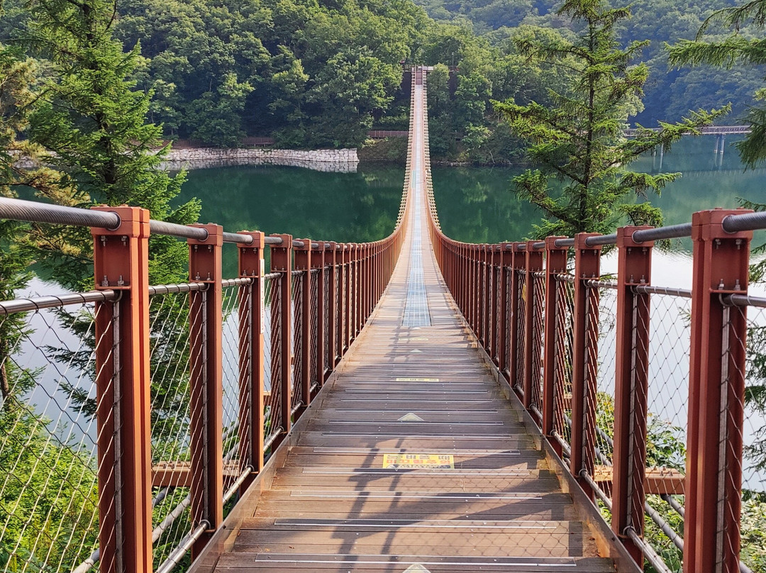 Gamaksan Chulleong Bridge-坡州市必去景点