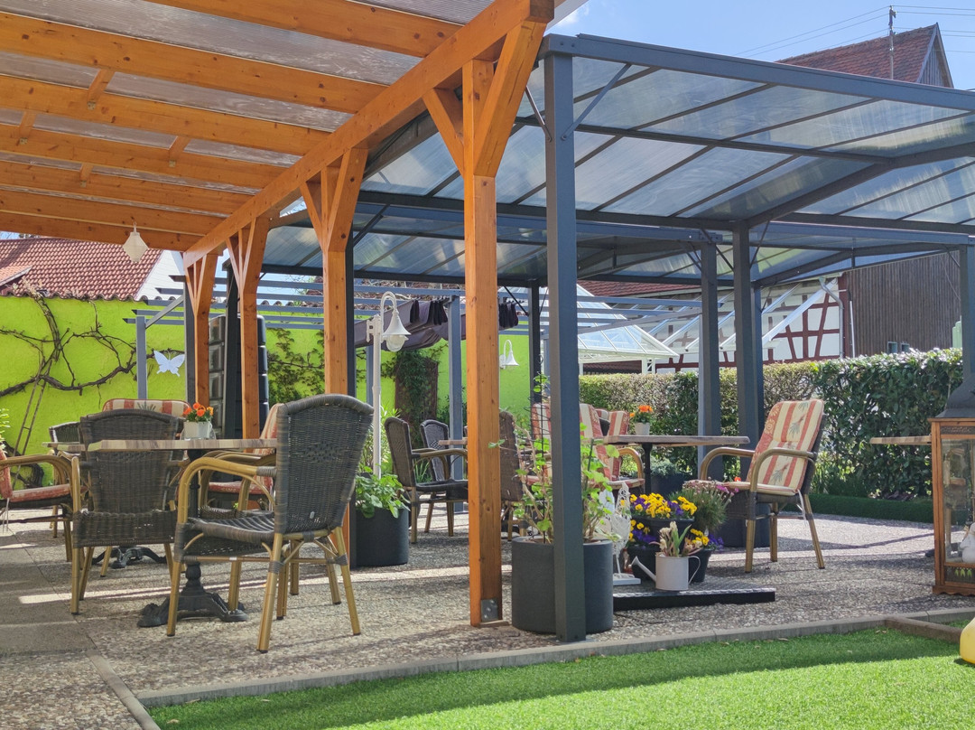 Landhaus Post Mit Restaurant Und Sonnenterrasse