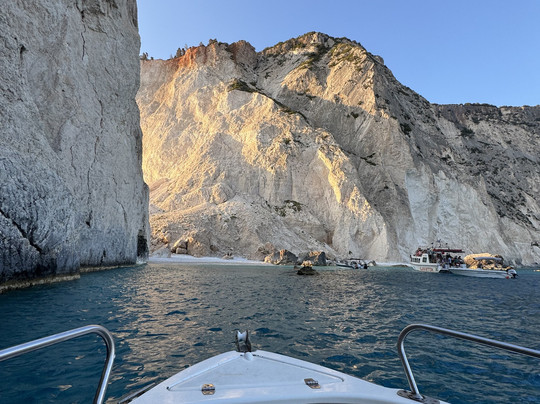 Seamoves Boats & Transfer-扎金索斯镇必去景点