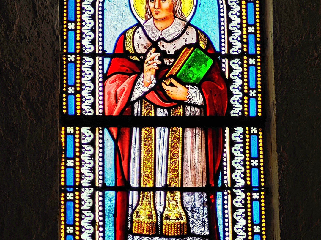 Eglise Saint Pierre-Cravans必去景点