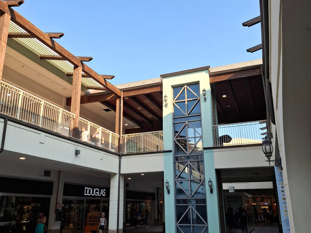 Sardinia Outlet Village-Sestu必去景点