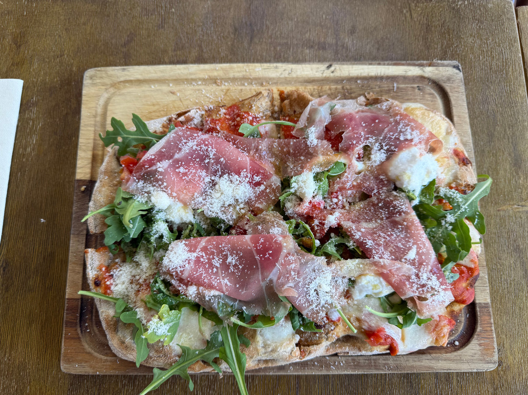 Bronzo Sardinian Restaurant
