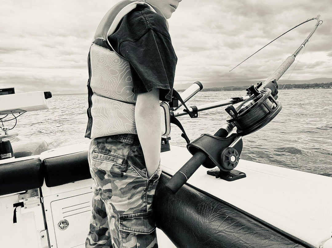 Fishing Storie Charters-坎贝尔里弗必去景点