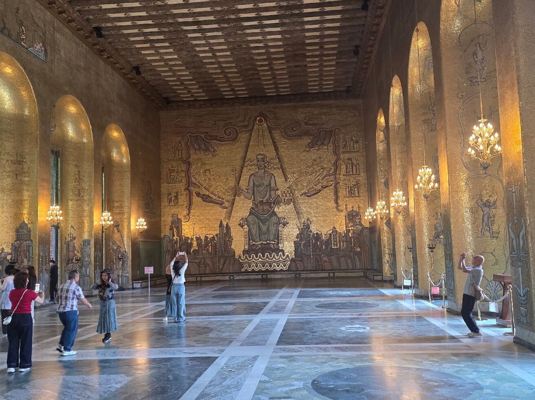 Stadshuset-埃斯基尔斯蒂纳必去景点