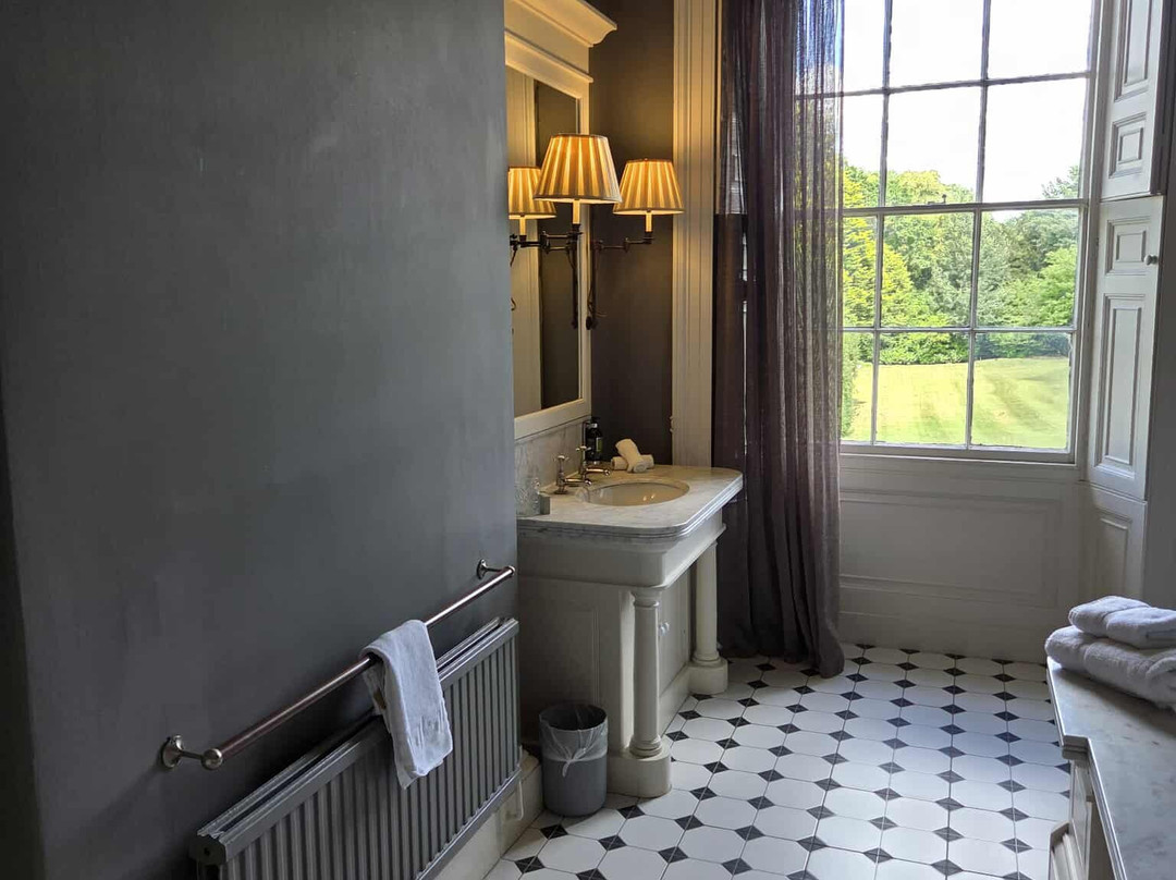 Saltmarshe Hall主图