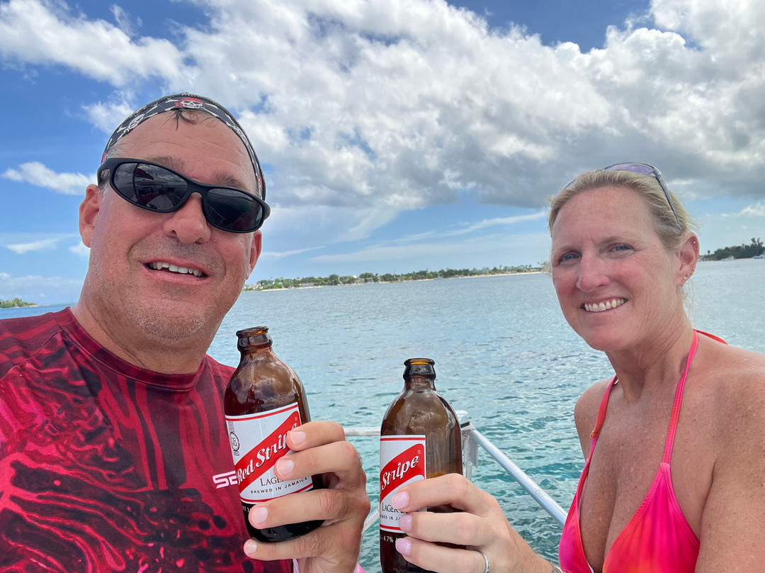 YaMon Red Stripe Catamaran Cruises-内格里尔必去景点