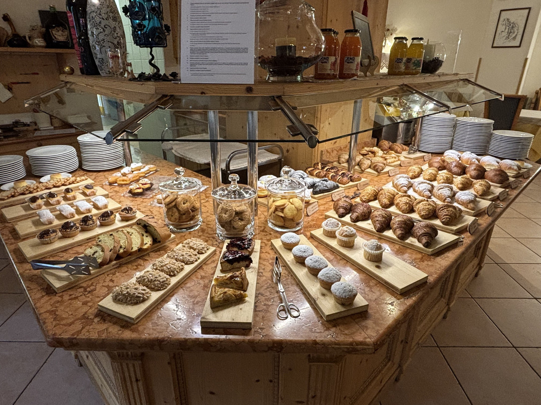 Pineta Pastry Hotel主图