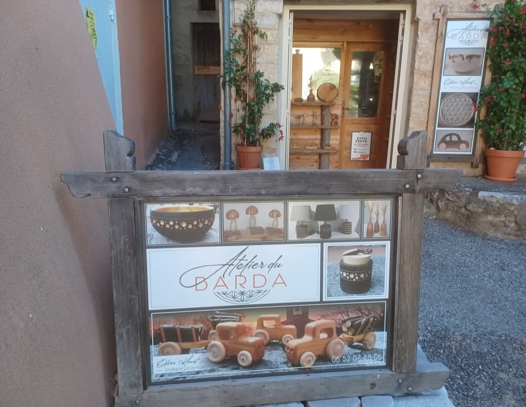 L Atelier Du Barda-艾居伊纳必去景点