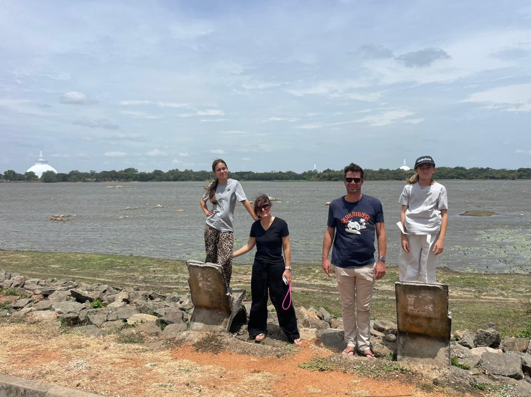 Rokmi Tours Sri Lanka-康提必去景点