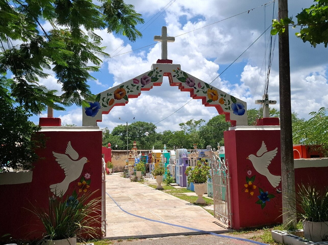 Cementerio Municipal De Hoctun