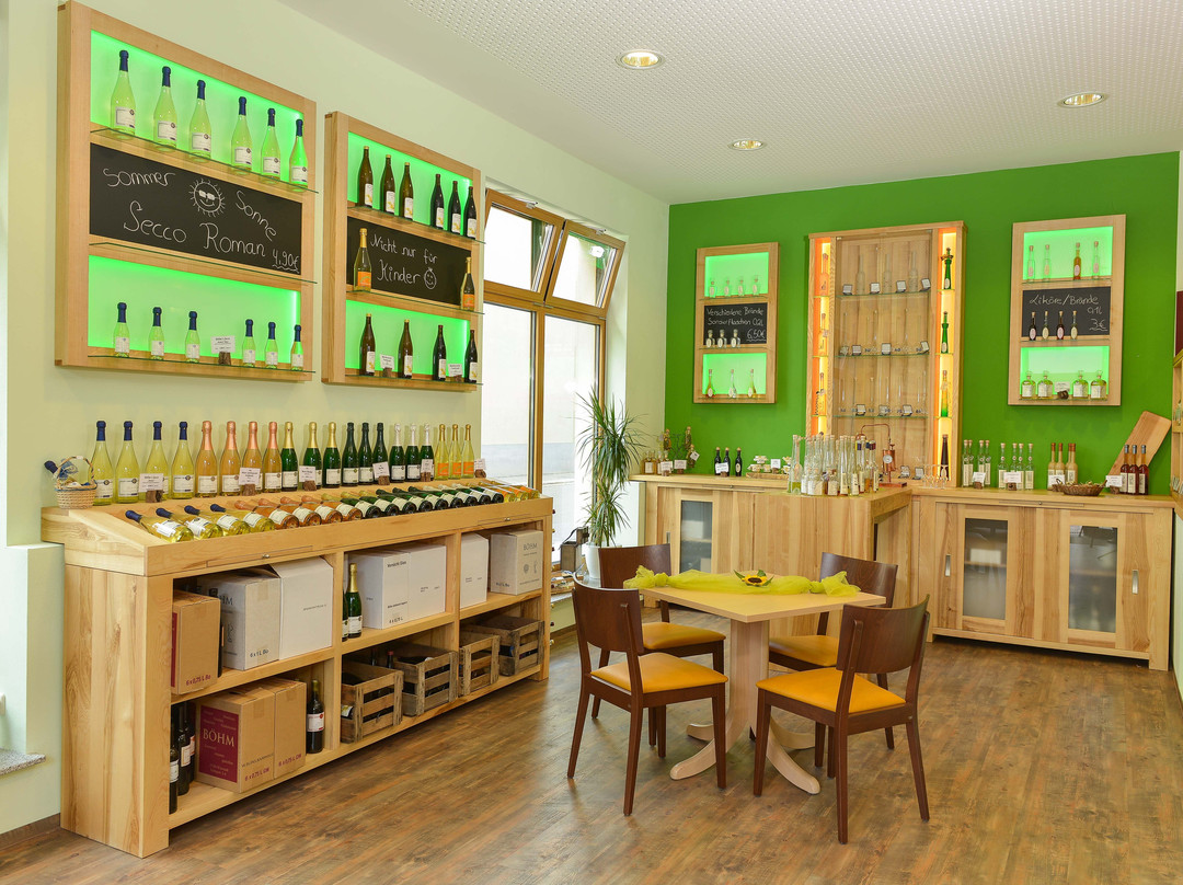 Weingut & Destillerie Bohm