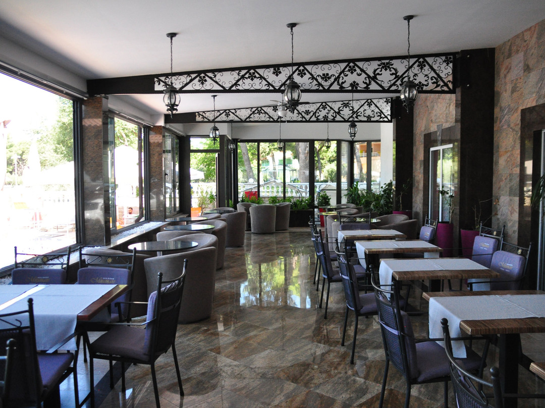 米拉梅尔酒店主图