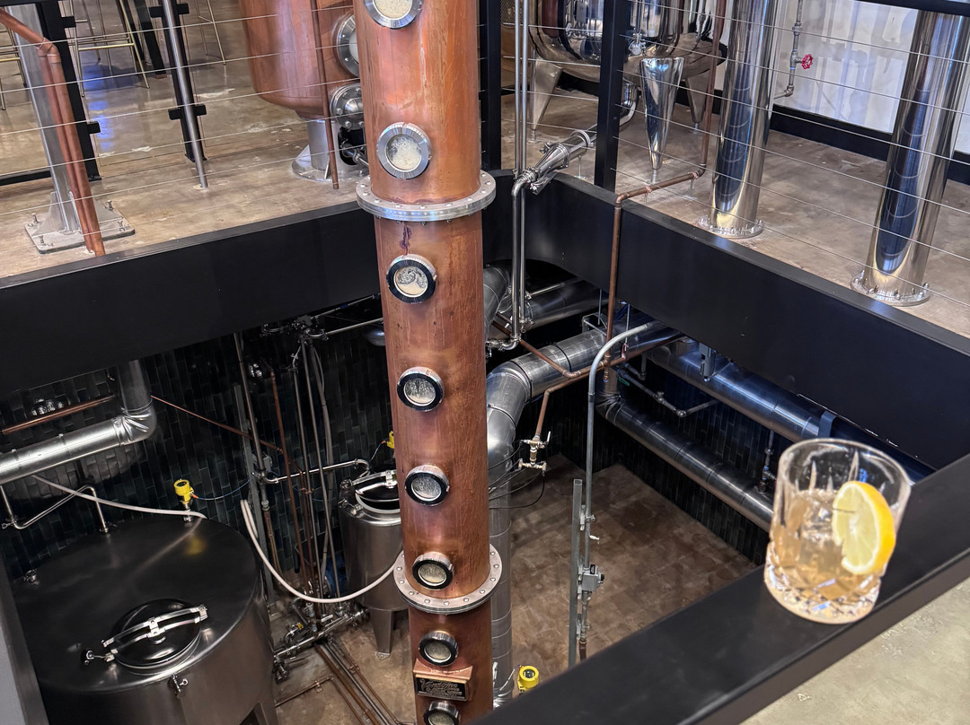 Hush and Whisper Distilling Co.-布赖恩必去景点