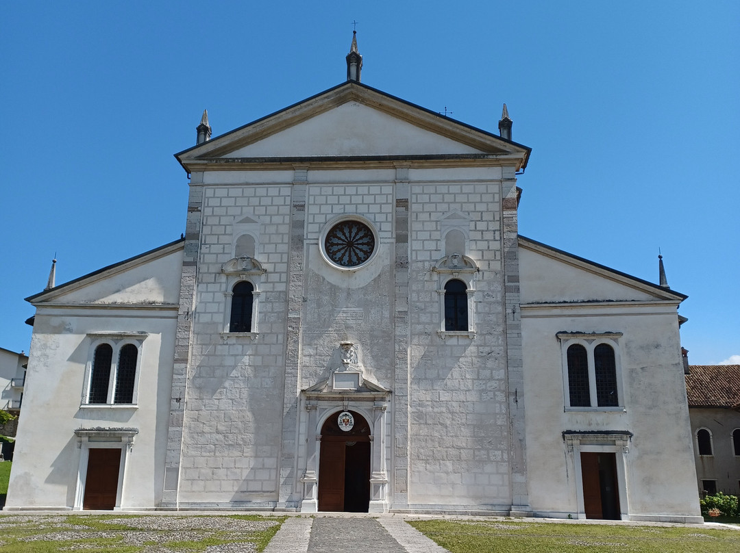 Cattedrale di San Pietro Apostolo-Feltre必去景点