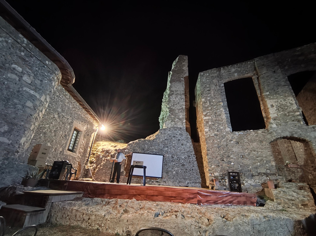 Castello Normanno di Squillace-Squillace必去景点