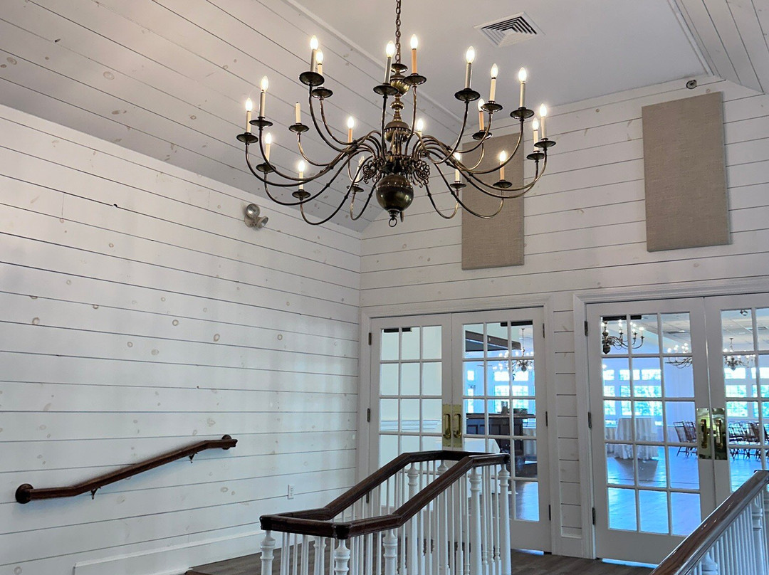 The Coonamessett主图