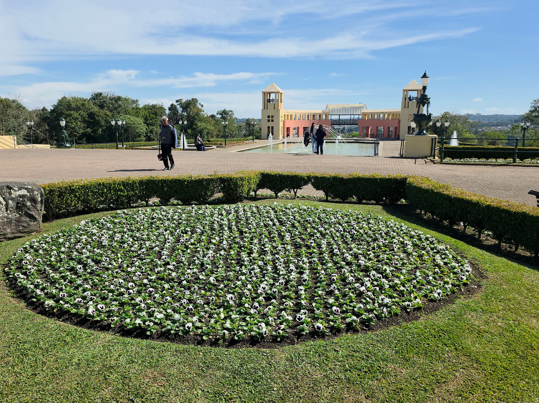 坦格瓦公园-库里提巴必去景点
