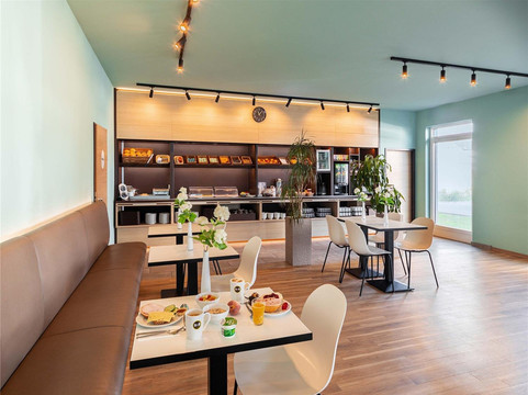 诺伊斯住宿加早餐旅馆主图