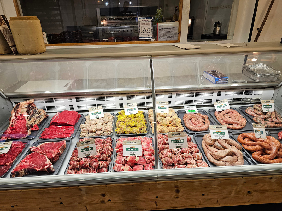 Bombetta Braceria Cocktail Bar