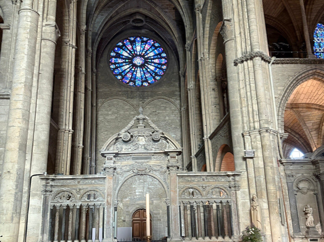 Basilique Saint-Remi-兰斯必去景点