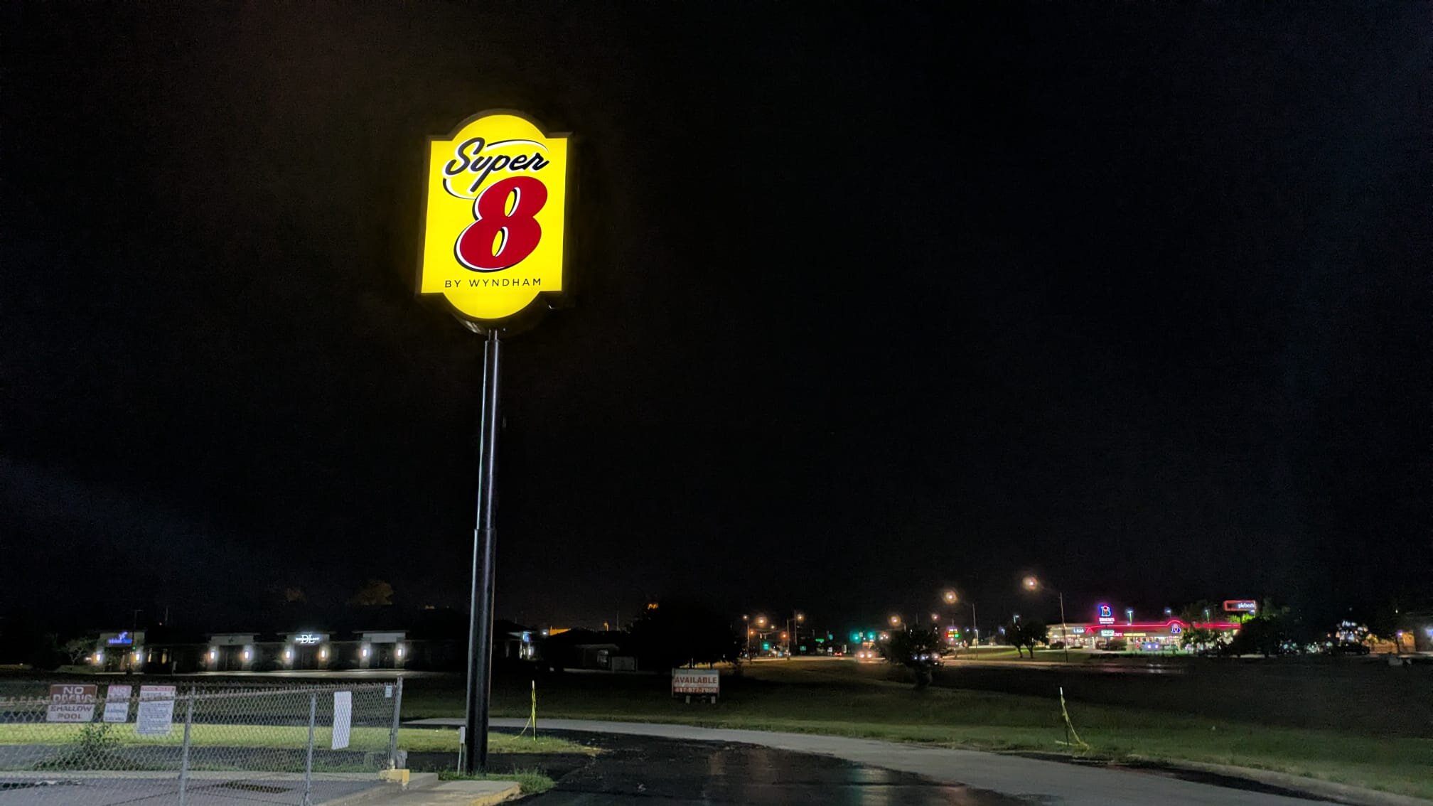 Super 8 by Wyndham Nixa/Springfield Area-浴室