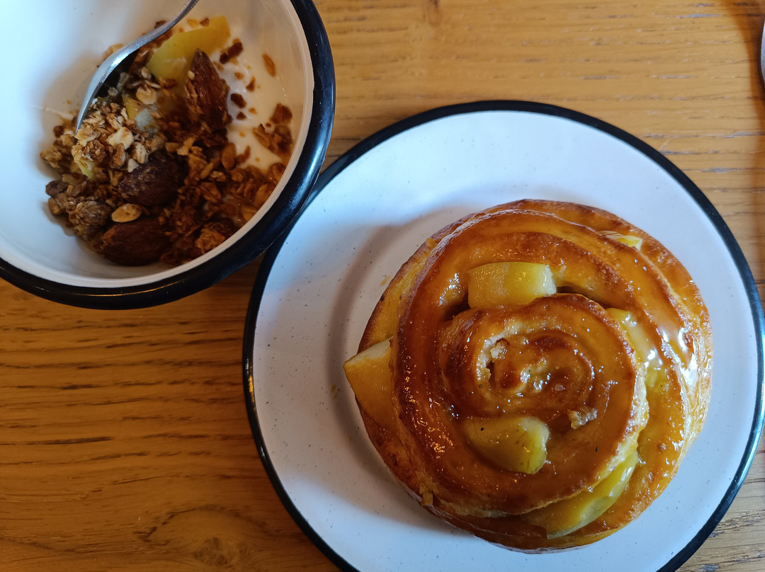 Fluffy's - Bakery Et Brunch