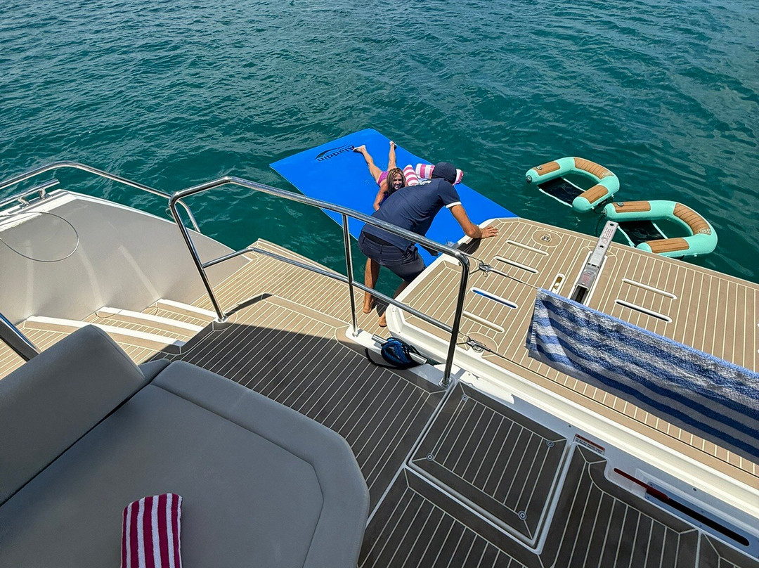 Funseaker-圣马丁岛必去景点