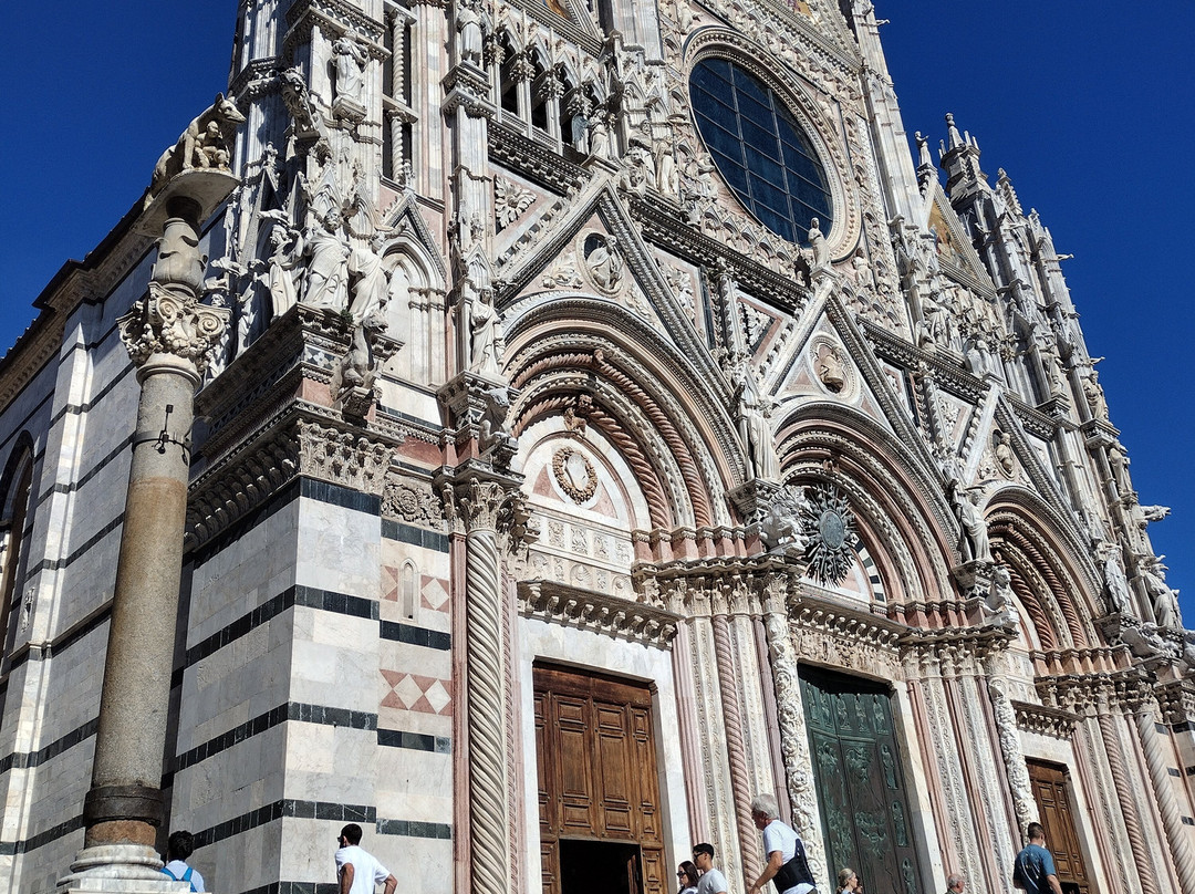 Tours By Roberto-阿夏诺必去景点