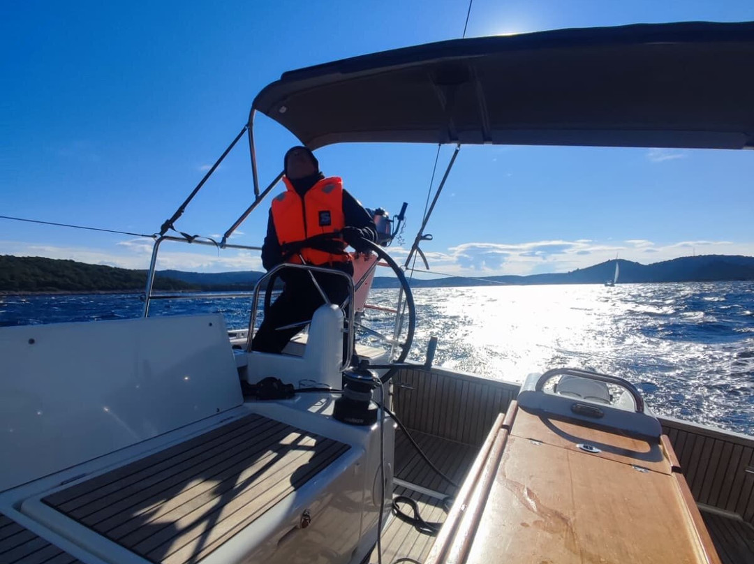 Adriatic Nautical Academy-Murter Island必去景点