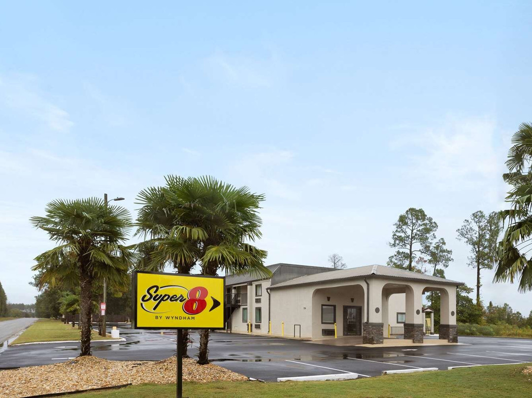 Super 8 by Wyndham Perry GA