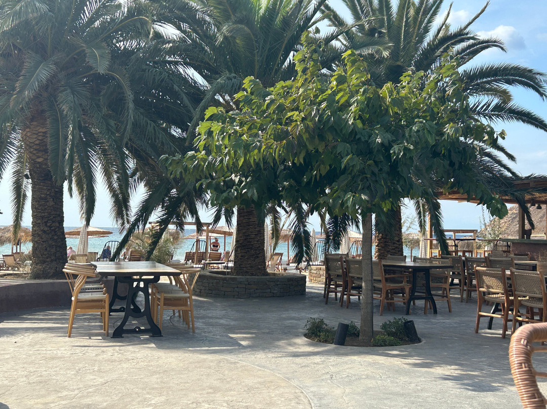 Aposperos Beach Bar & Restaurant