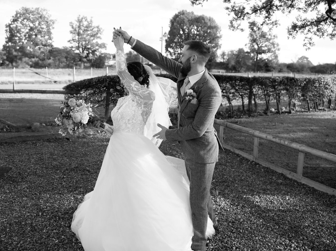 Oak Farm Hotel主图