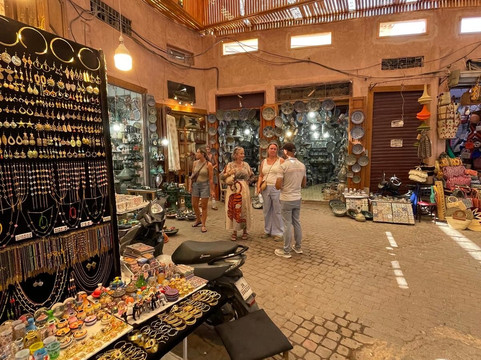 Marrakech Eye Tours-马拉喀什必去景点