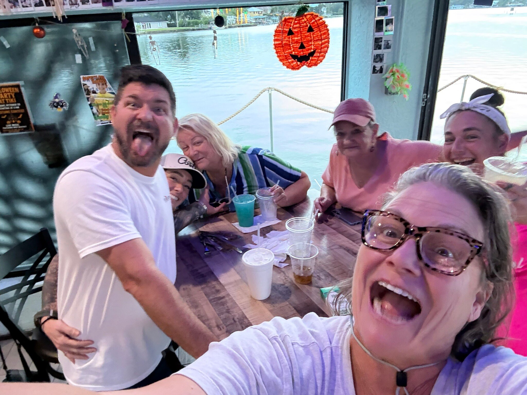 The Port Hotel and Marina-官方