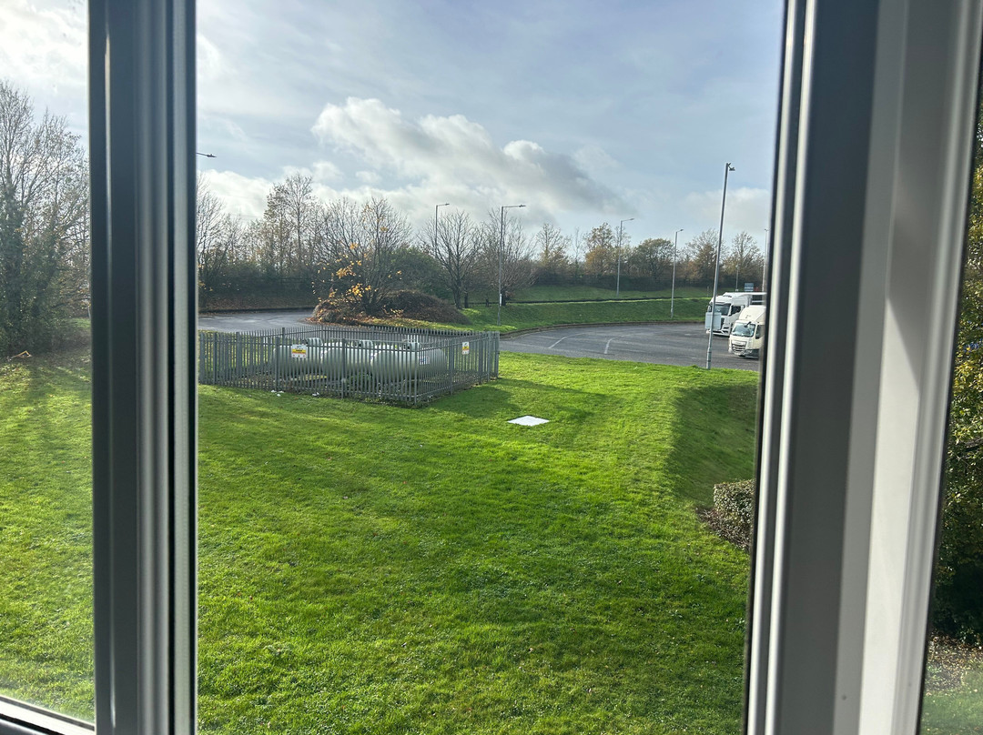 Travelodge Cardiff M4主图