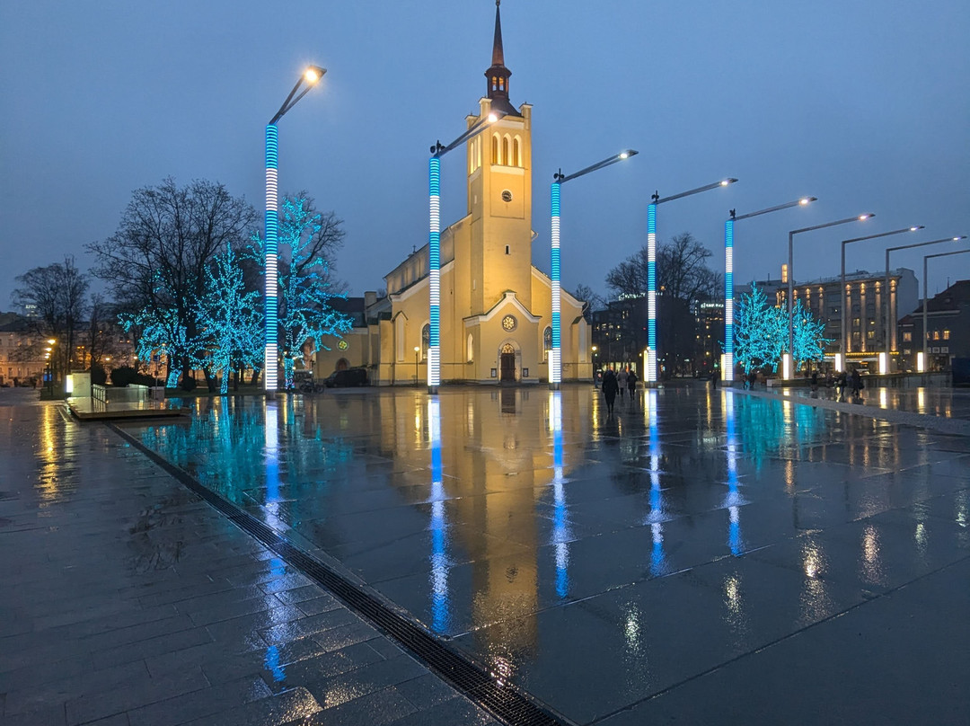 Freedom Square-塔林必去景点