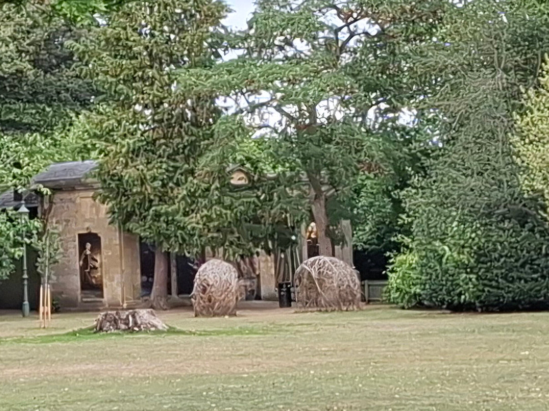 Avon Bank Gardens-埃文河畔斯特拉特福必去景点