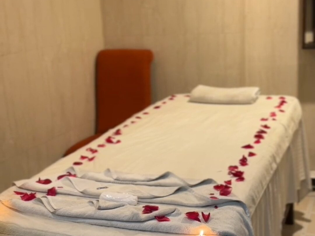 East Bourne Resort & Spa主图