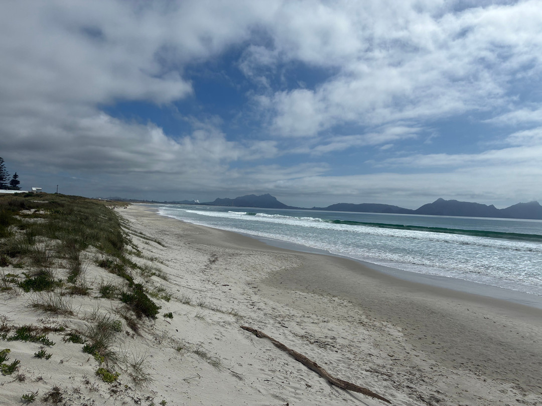 Ruakaka Beach-璜加雷必去景点