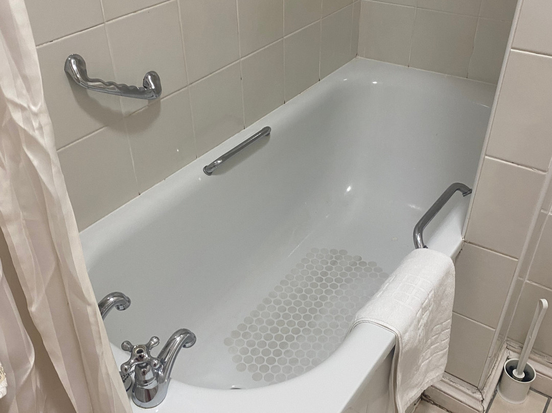 The Regency Hotel Solihull主图