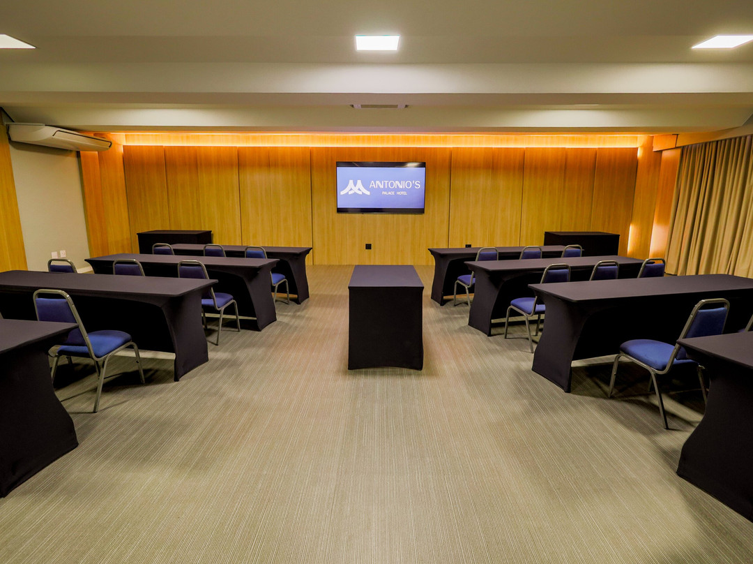 Antonios Palace Hotel主图