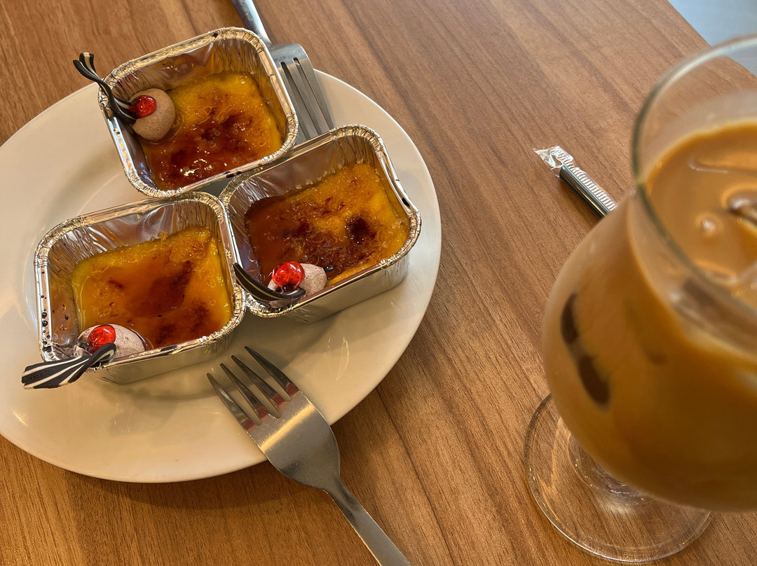 Hotel Santika Mega City Bekasi主图